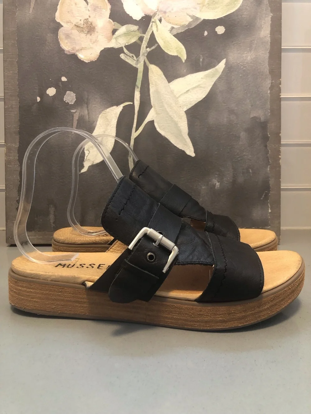 Musse & Cloud Sandals sz 10